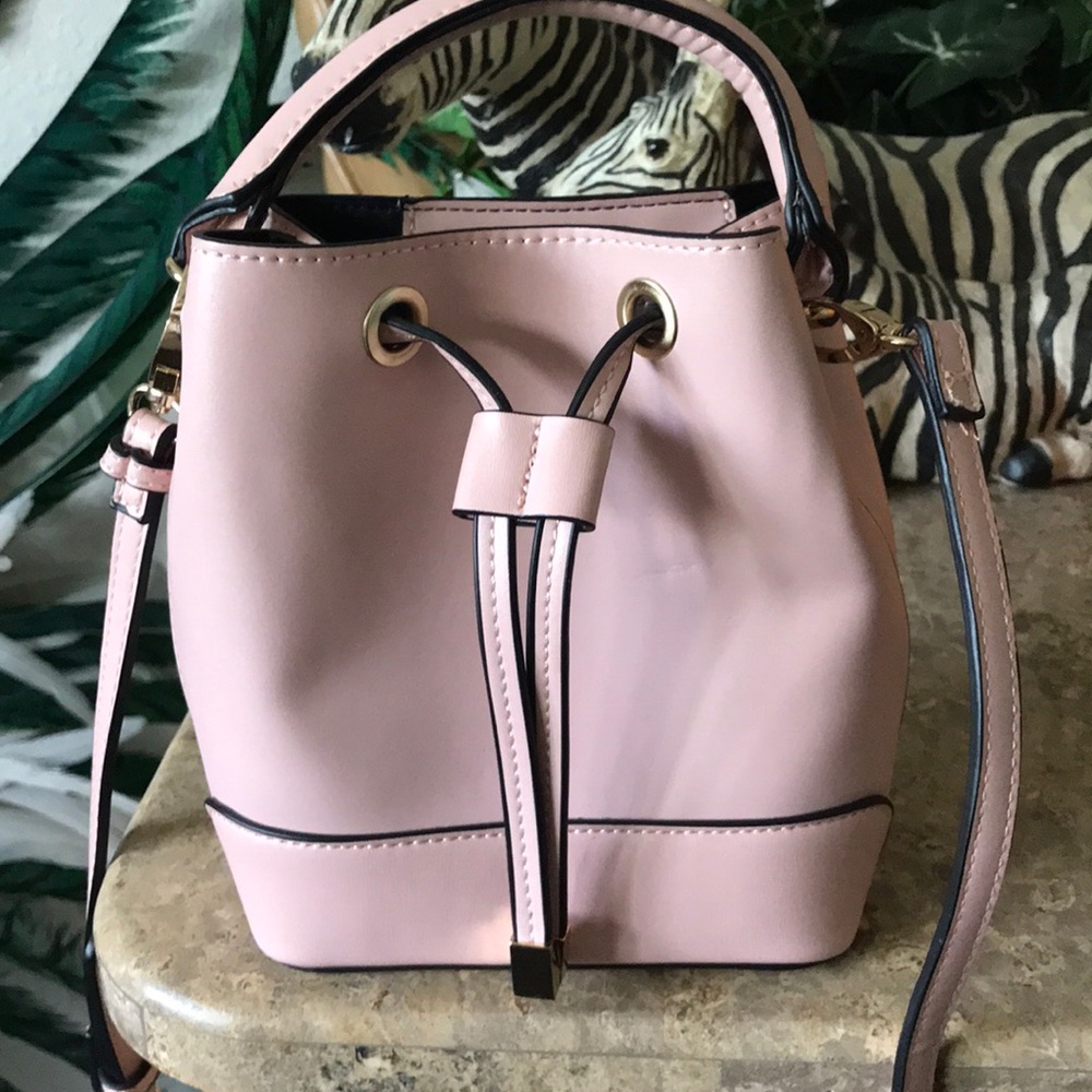 Forever 21 pastel pink purse
